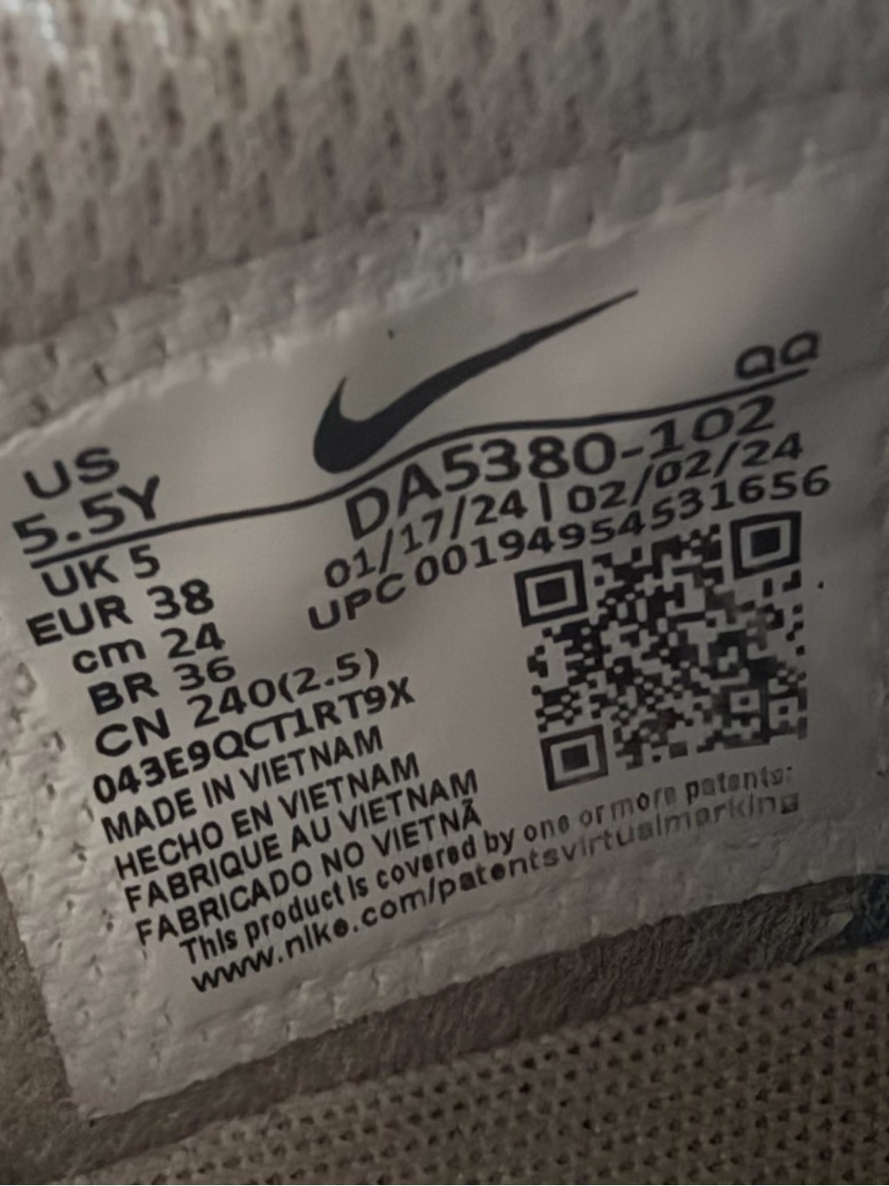 Nike Court Legacy Low White Black Gum Sneakers Youth 5.5Y / Women’s 7 - Picture 5 of 8